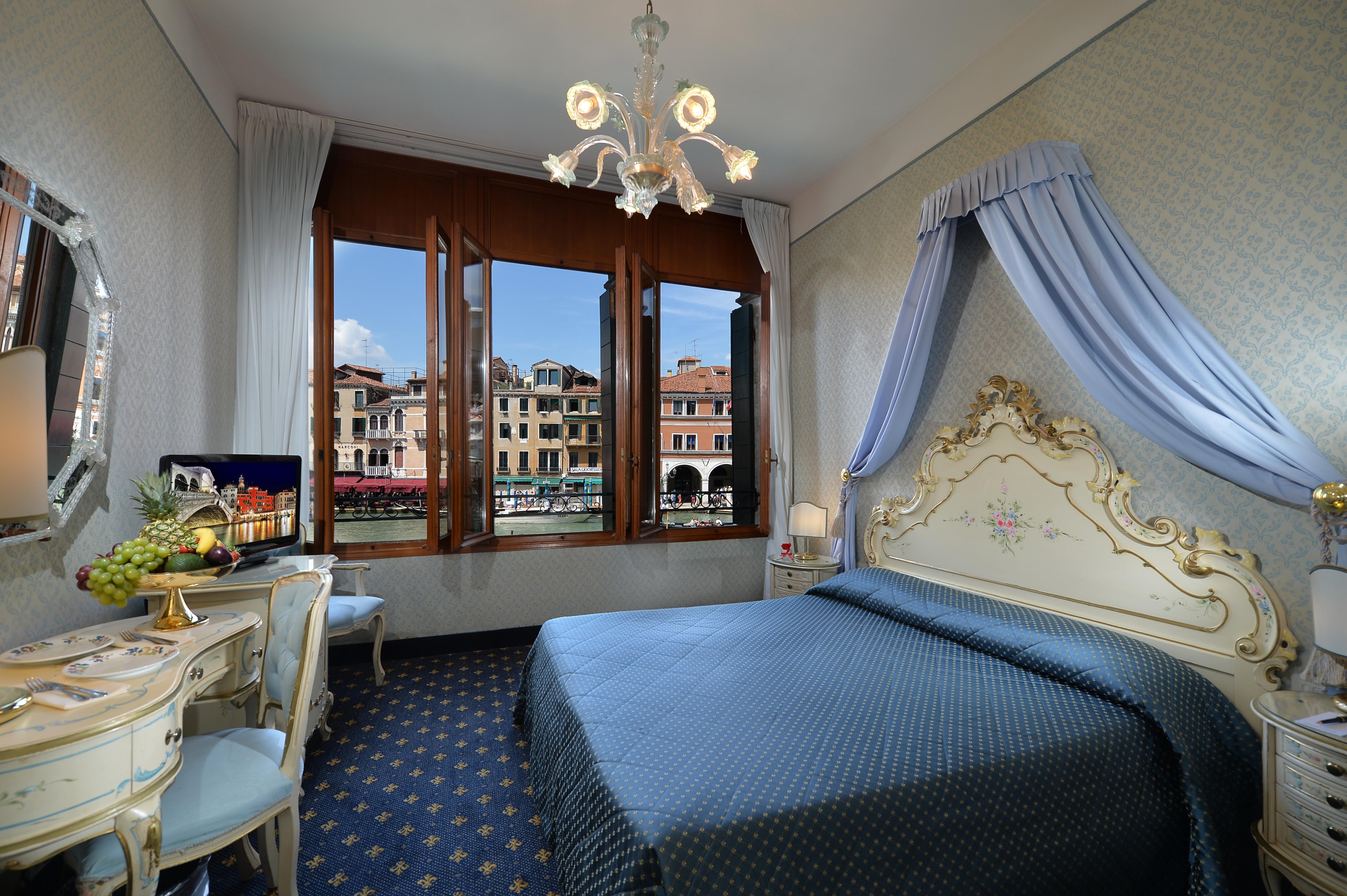 Hotel Rialto Венеция Экстерьер фото